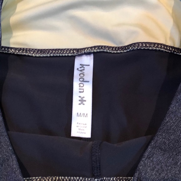 KYODAN Capri workout pants gray & black zipper Med - Picture 4 of 8